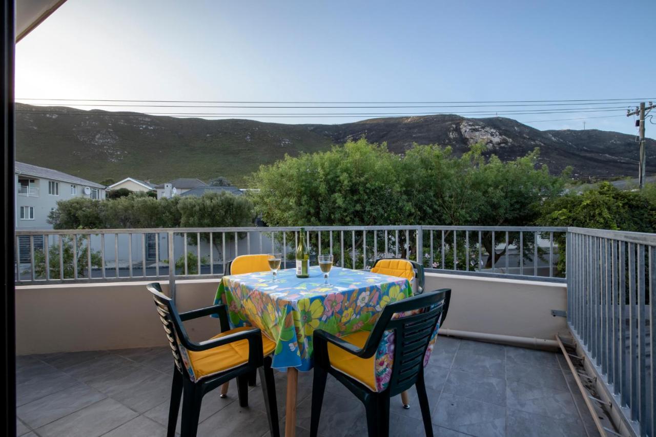 Steenbok House Hermanus Exterior photo