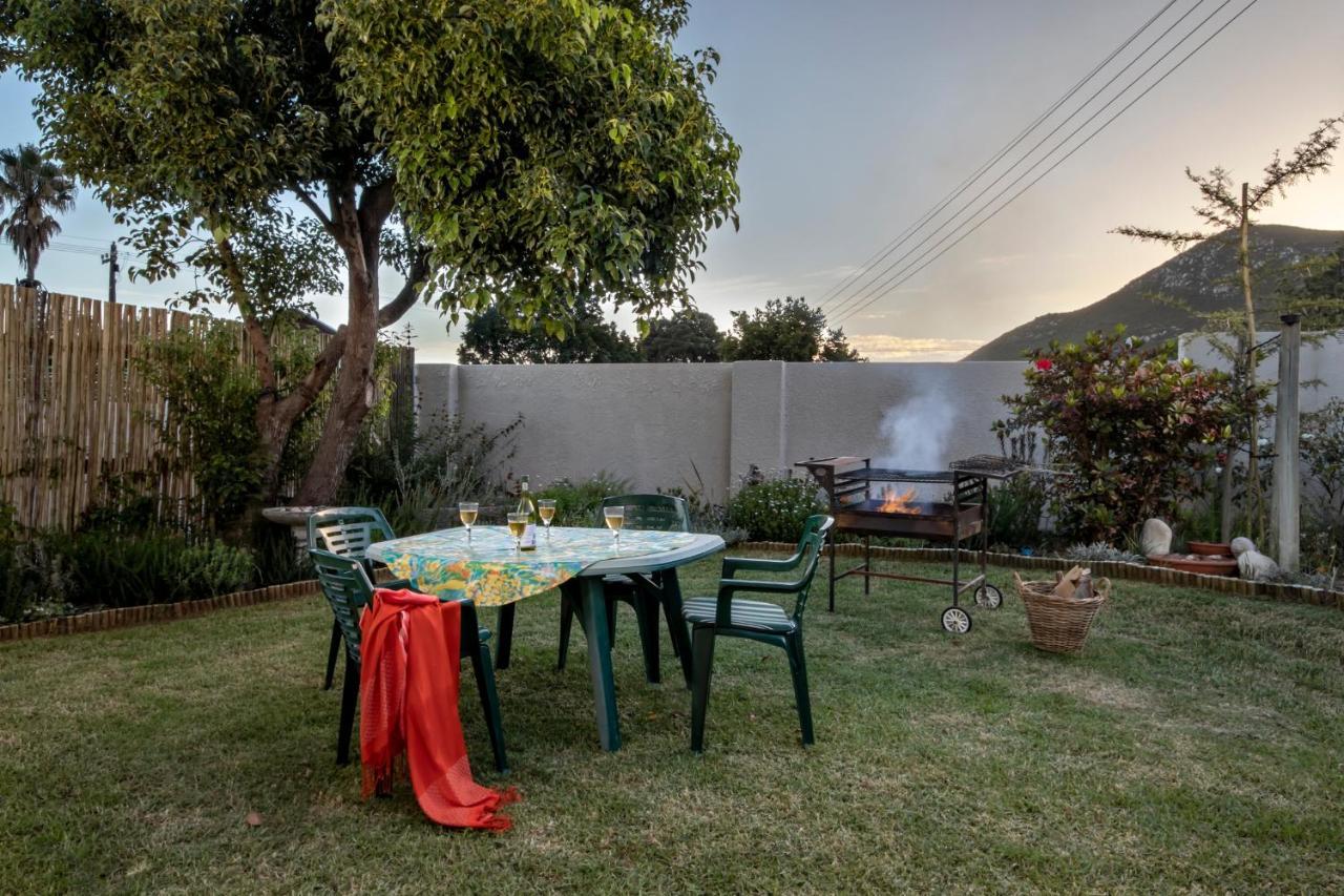 Steenbok House Apartment Hermanus Exterior photo